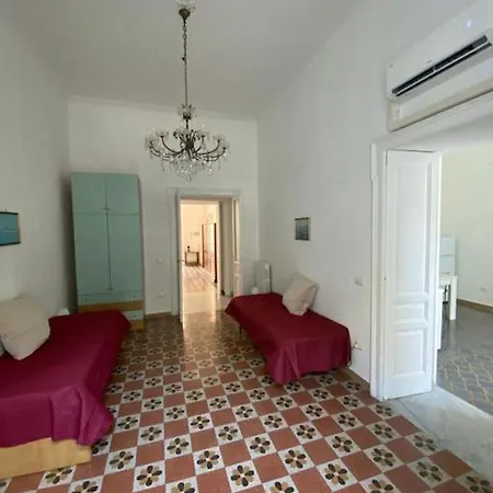Apartment Casa Morghen 92 Vomero San Martino Naples