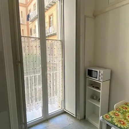 Casa Morghen 92 Vomero San Martino Naples