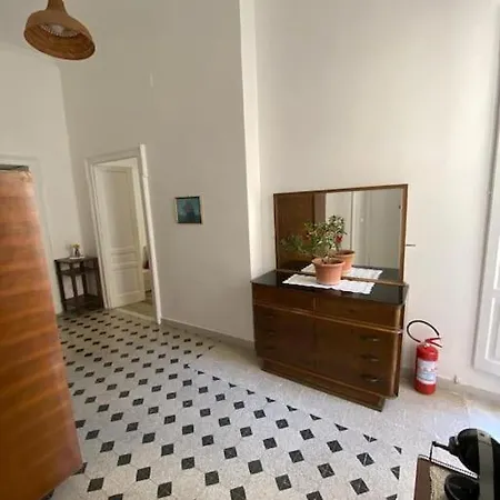 Casa Morghen 92 Vomero San Martino *